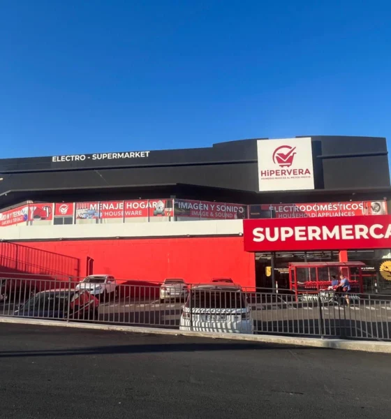HiperVera Vera Pueblo flagship store, two floors with fresh fish counter, butchery, produce and international products
