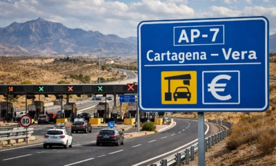 AP-7 Cartagena–Vera toll road with toll plaza and motorway sign