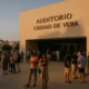 Evening exterior of Vera Auditorium with people gathering before flamenco concert